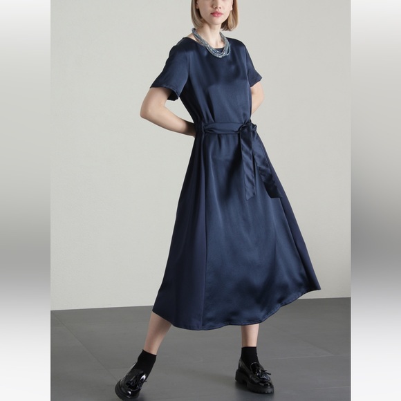Weekend Max Mara Dresses & Skirts - SOLD!on eBay Weekend MaxMara Label-cut Giro Belted Jersey &Satin Midi Dress